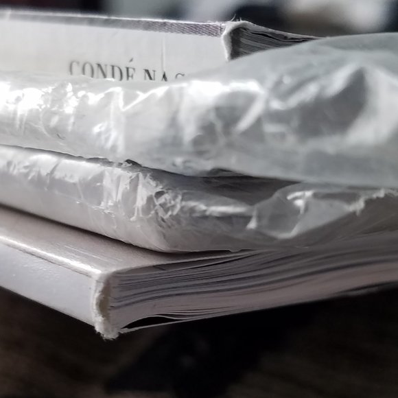 Conde Nast Traveler Magazine Lot of 4 issues including March 2020, 2 Gold Lists - Picture 13 of 13